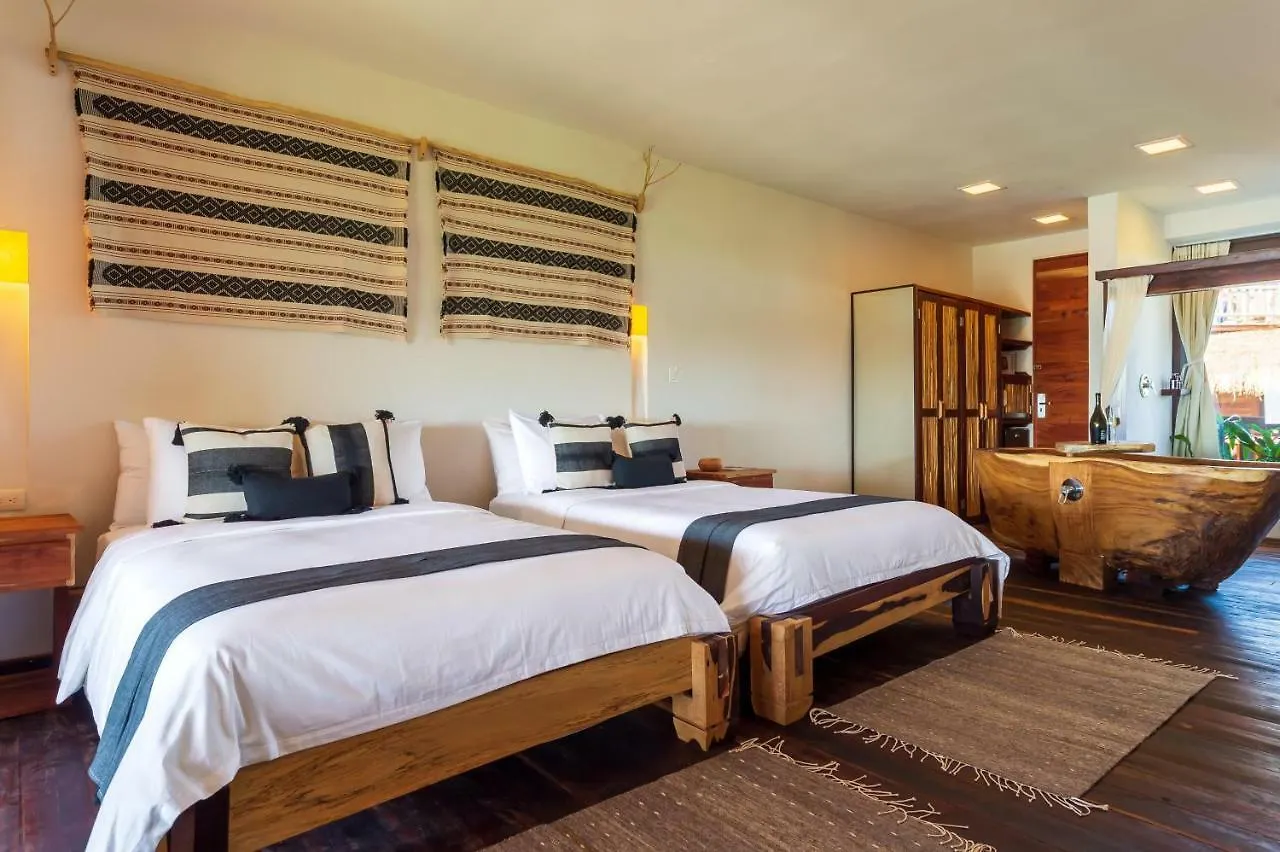 Kanan Tulum Treehouse, Rooftop, Beach Club & Spa - Adults Only 호텔
